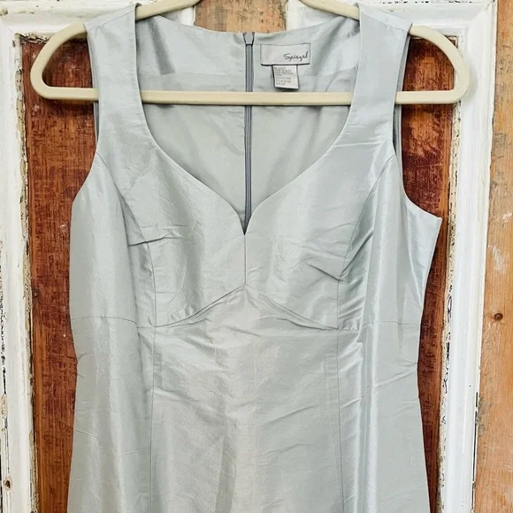 2PC Ice Blue Silk Emboridered Coat & Dress Set Size 8 - Picture 4 of 8